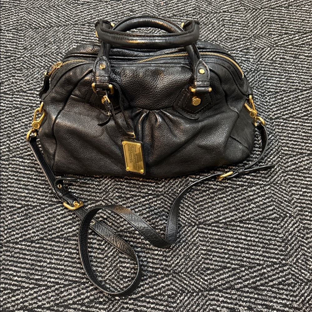 Marc jacobs crossbody bag leather